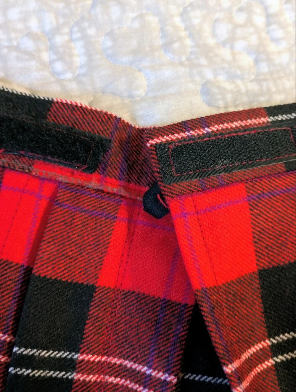 Glengary Scotland Vintage 100% Wool Tartan Wrap Pleated Skirt with Buckle Detail - Picture 9 of 15